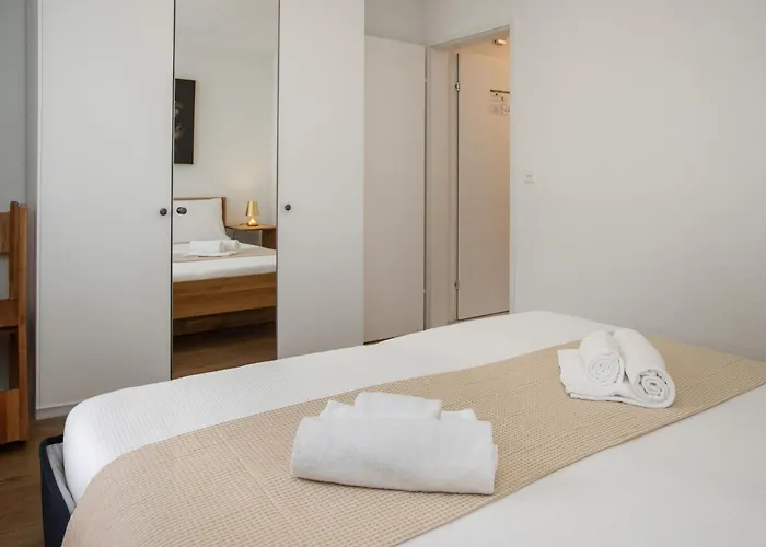 La Siala Apt-52 By Interhome Falera